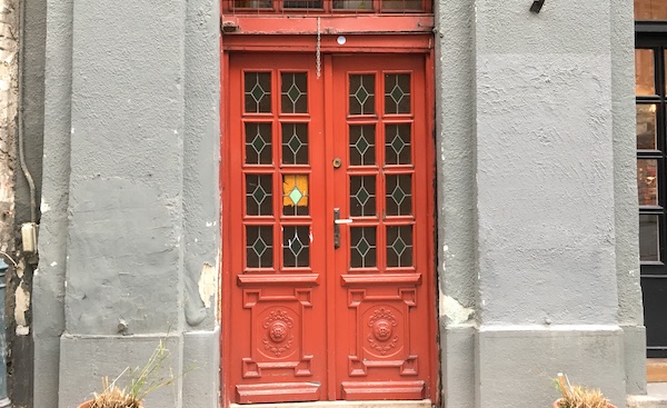 ブダペストの美しいドア