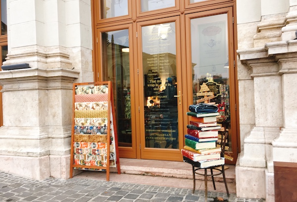 ブダペストでかわいい文房具を買うなら「Bomo Art Budapest」