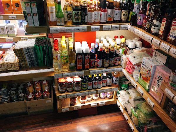 ブダペストで輸入食品を探すなら「Culinaris Parlament」。日本食材も買えます！