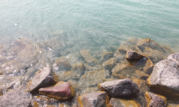 海のような美しいグリーン色のバラトン湖が見られる「シオーフォク（Siófok）」