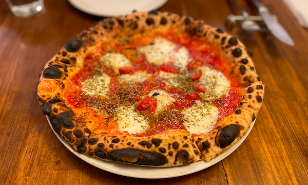 千歳烏山の隠れたおいしいピッツェリア「 エノテカ・クラフト」へ