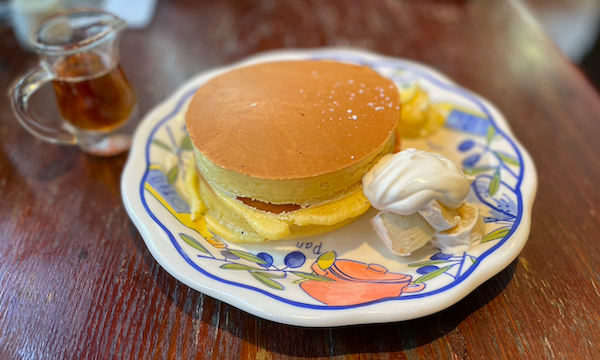 【京王線スイーツ】居心地が良い老舗喫茶店「スプーンハウス」でおいしいホットケーキ