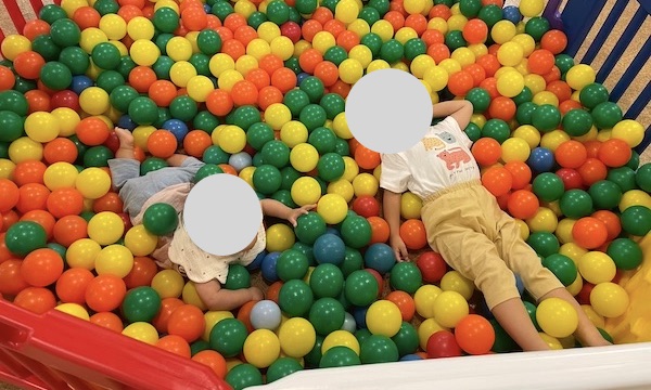 箱根彫刻の森美術館。
3歳0歳と過ごす夏休み！お出かけ先の記録とレビュー